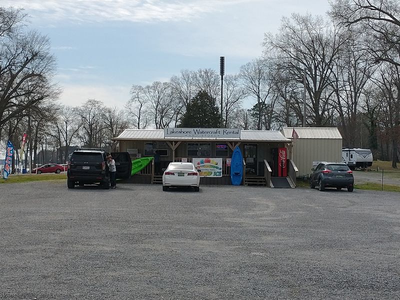 10 Charming Towns In Alabama Where Retirement Can Cost Less Than You Might Expect - Decor Hint Scottsboro, Jackson County