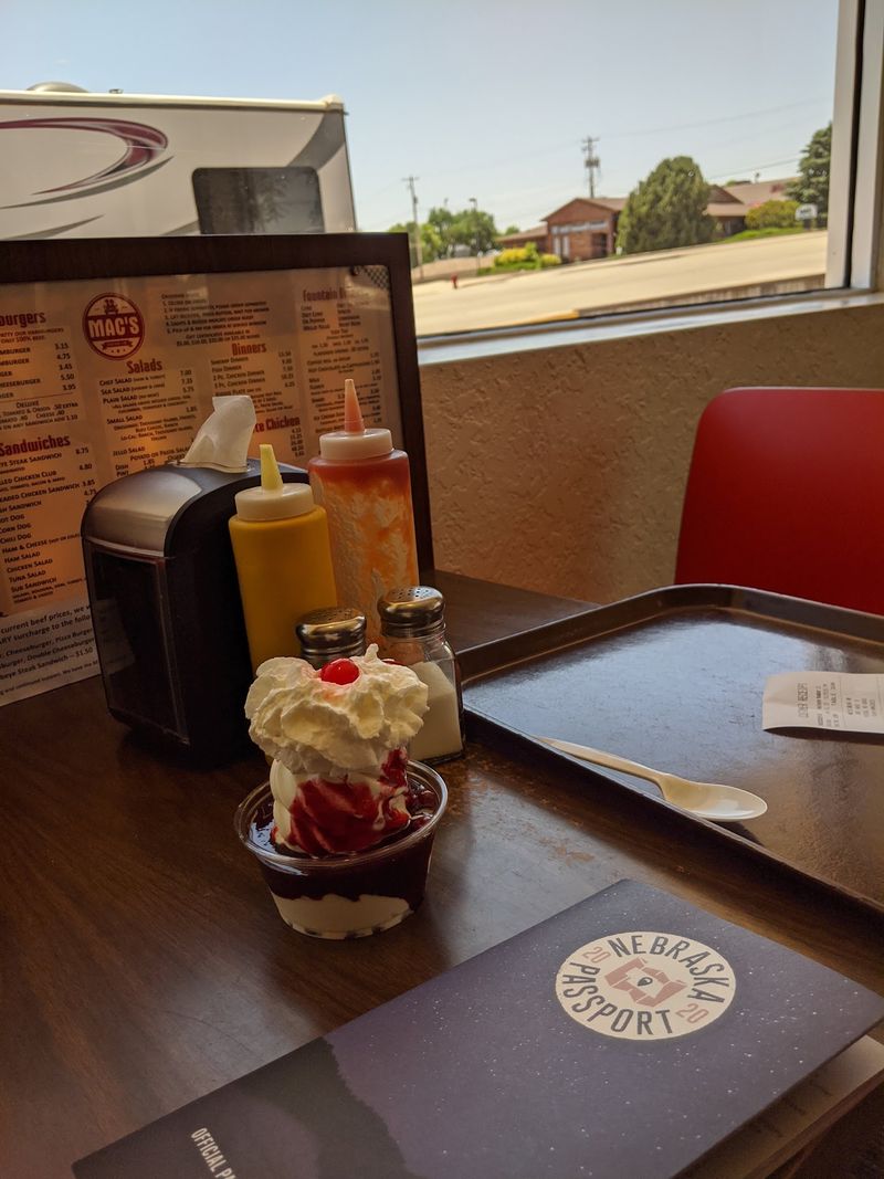 Nebraska’s Best Juicy Cheeseburgers Are Hiding At This Classic Drive-In - Decor Hint Thick Shakes, Spoon Required