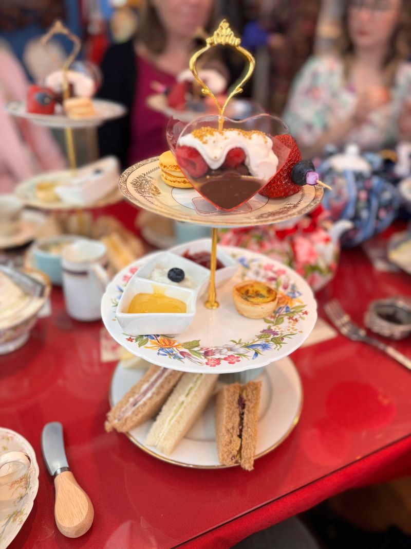 Three Tiers, Bottomless Pots And Proper Cozies