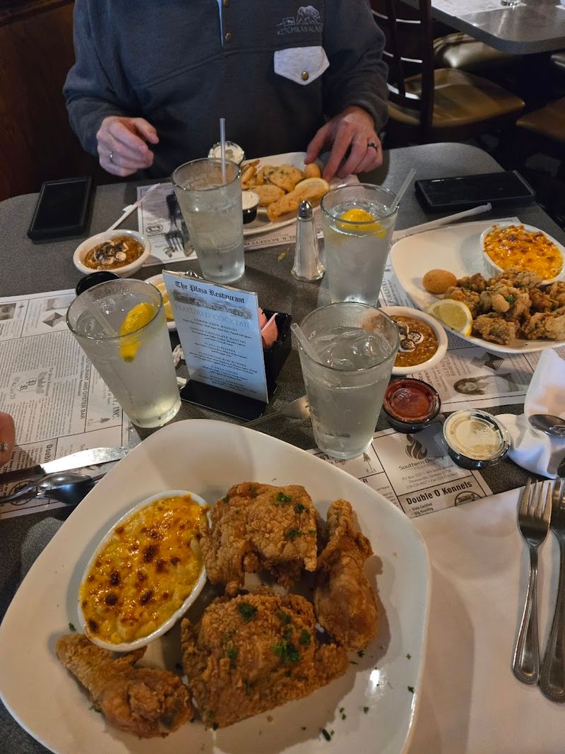 This Casual Restaurant In Georgia Has Seafood So Delicious It'S Worth The Drive - Decor Hint A Lunch Buffet That Overdelivers Every Time