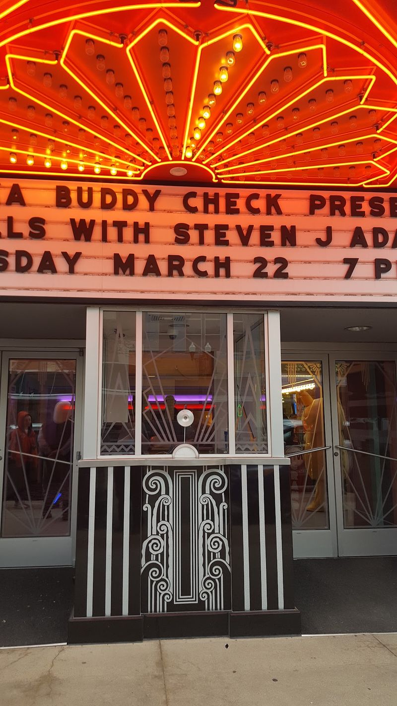 The Old Single-Screen Theater In Nebraska That's Still Selling Tickets After Nearly A Century - Decor Hint Prices That Leave Room for Candy