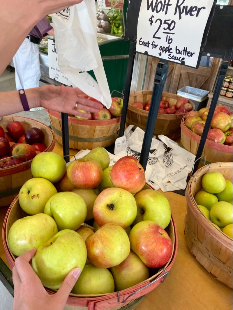 Heirloom Apples You Cannot Buy At The Supermarket