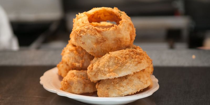 Onion Rings Thick Enough To Share