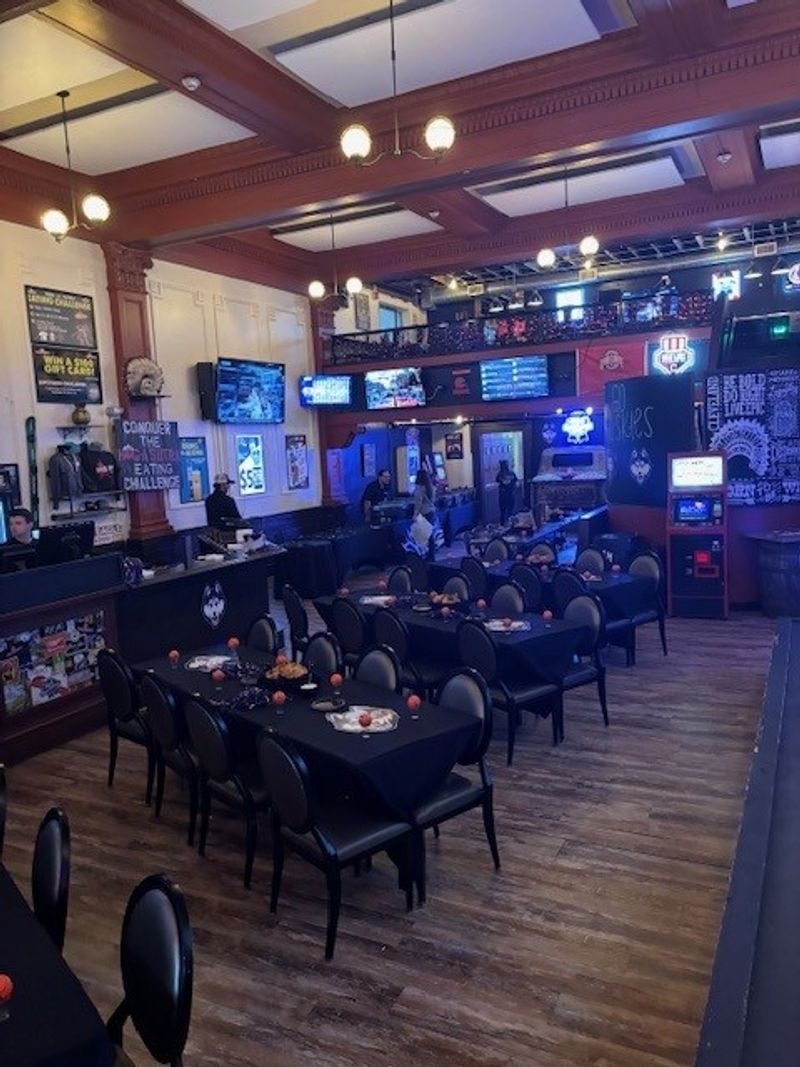 Most People Don'T Know This Humble Ohio Spot Serves One Of The State'S Best Burgers - Decor Hint The Rest Of The Menu Keeps Pulling You Back