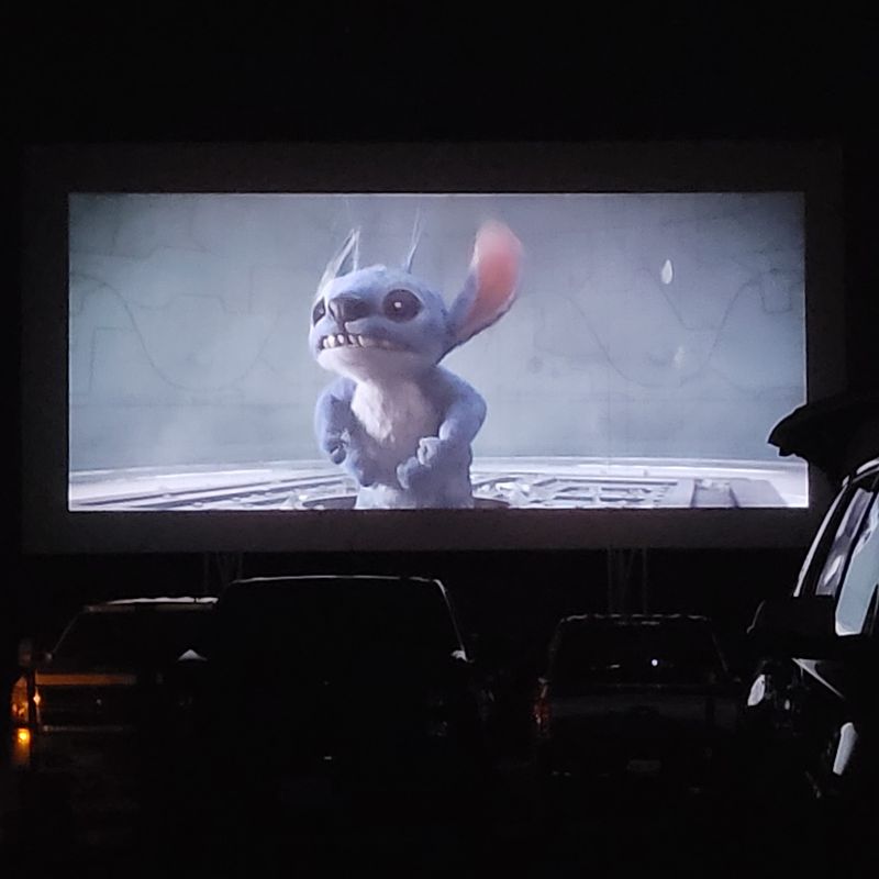 This Old-School California Drive-In Still Charges Just $10 To See New Movies - Decor Hint Little Kids Four And Under Ride In Free
