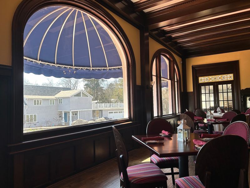 Historic Rooms Keep Its Long Past Close