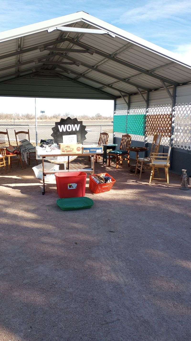 Furniture Finds for the Pickup Bed