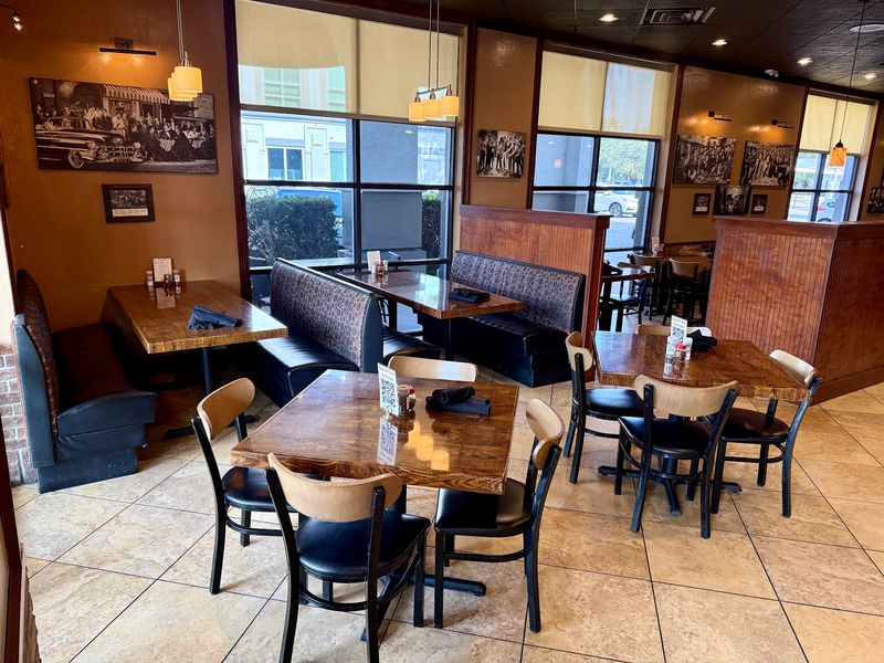 Rosedale Brick Oven, Naples