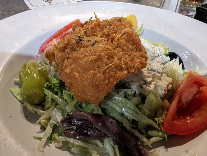 This Casual Restaurant In Georgia Has Seafood So Delicious It'S Worth The Drive - Decor Hint A Caesar Salad Worth Ordering Every Single Time