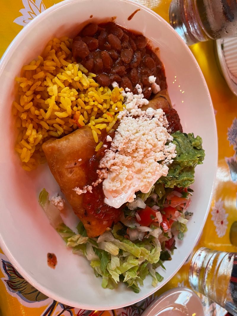 This Tiny Connecticut Eatery Serves Green Chile People Go Out Of Their Way For - Decor Hint House Specialties Go Beyond The Famous Chile