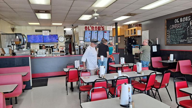 11 Statesville, North Carolina Hole In The Wall Restaurants Locals Keep Coming Back To - Decor Hint Ol' Bob's BBQ & Catering