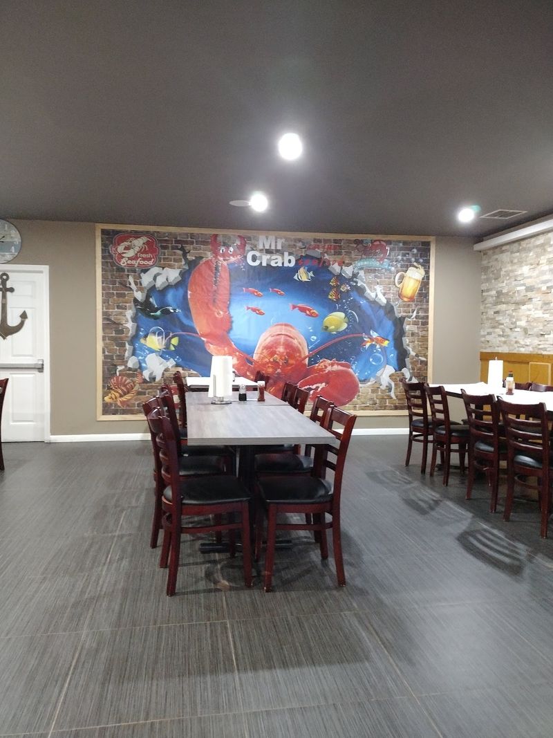 The Casual Setting Keeps Things Easygoing