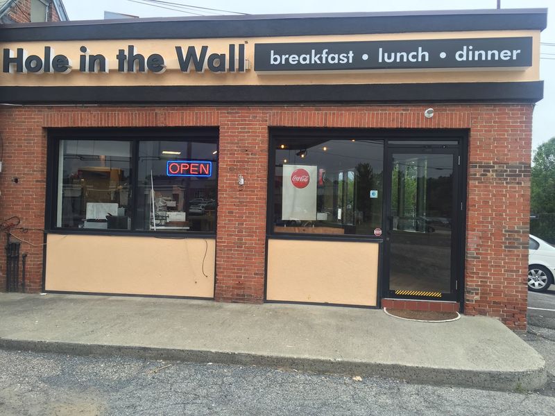 Hole In The Wall, Fairfield