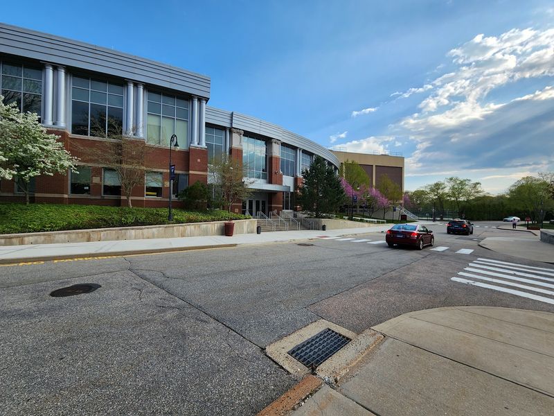 A Little-Known Connecticut College Combines Affordable Tuition With A Beautiful Campus - Decor Hint Small Classes Can Make Learning Feel More Personal