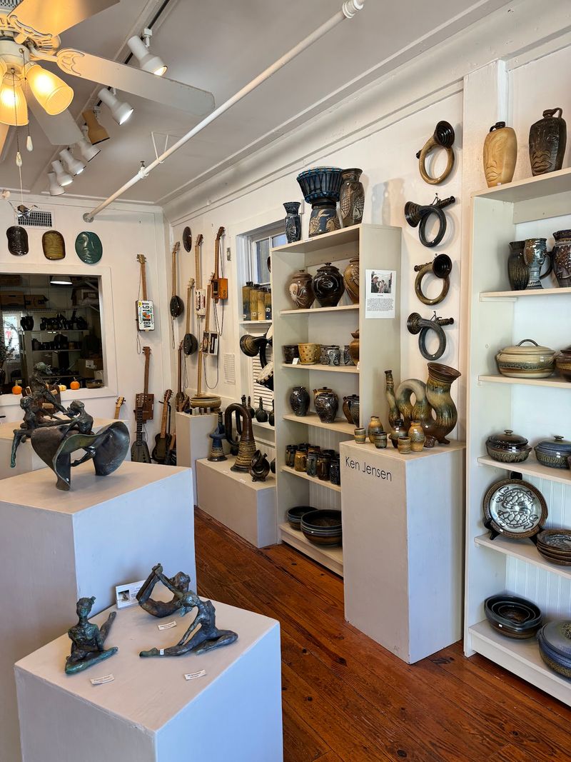 Jensen Pottery on Aviles Street