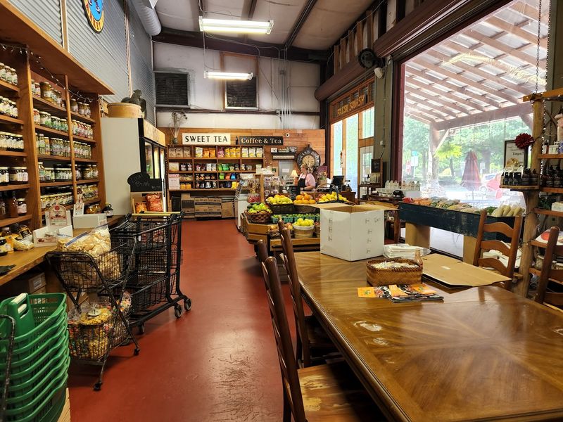 Sandwiches, Salads, And Crab Cakes Worth Ordering