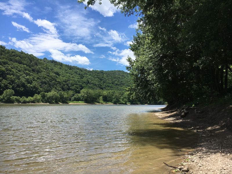 Riverside Park and the Iroquois Trail