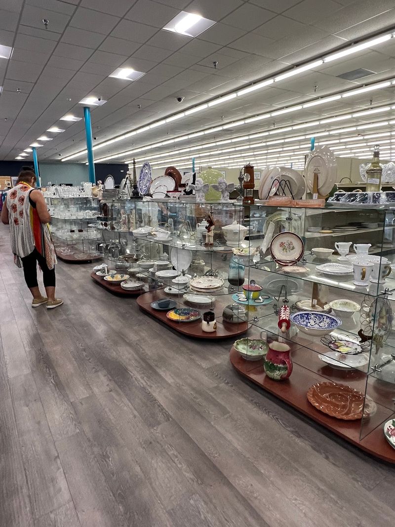 Dorcas Thrift Shop, Cary, North Carolina