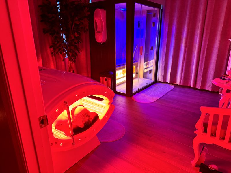 There'S A Hidden Salt Cave In Florida That Promises Natural Healing And Relaxation - Decor Hint Red Light Therapy And The Quantum Chamber