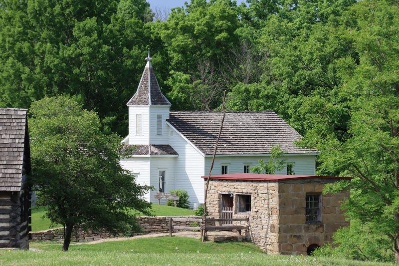 The White Church On The Green