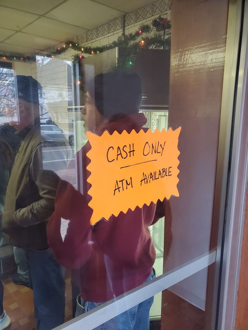 Cash-Only Service Keeps Things Old-School