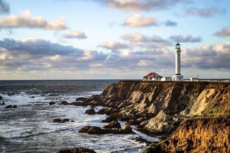 Point Arena: Climb The Tallest Lighthouse On The West Coast