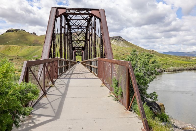 Celebration Park Trails