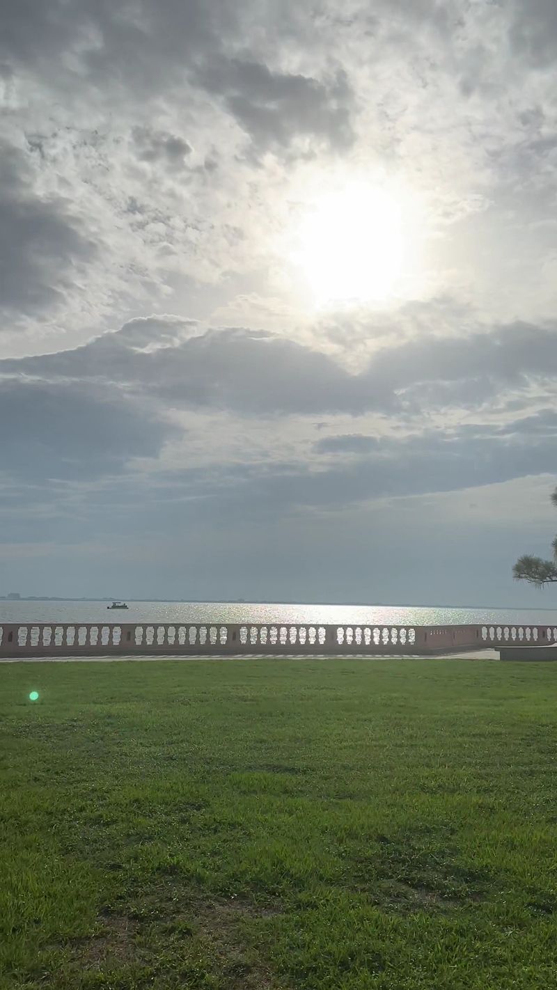 A 400-Foot Dock Built for Science