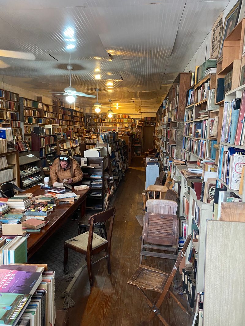 Poor Richard's Books