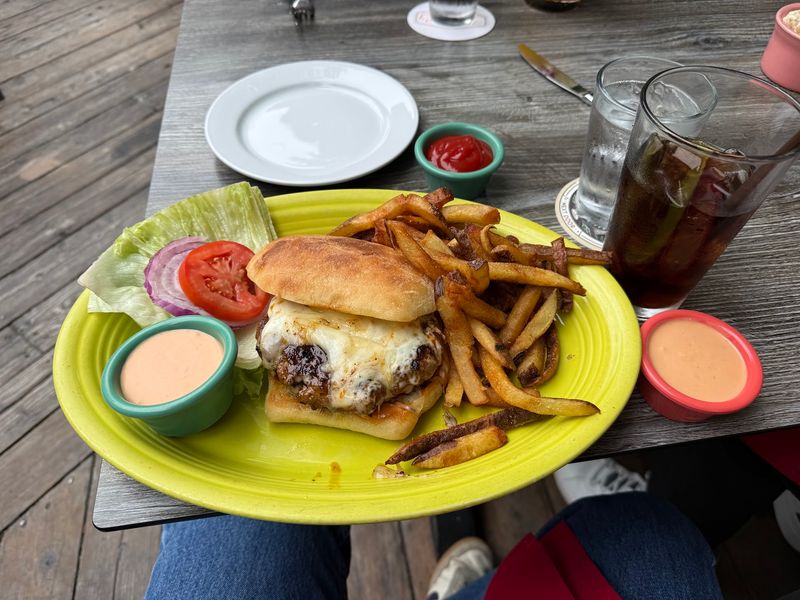 Burgers And Sandwiches With A Tropical Spin