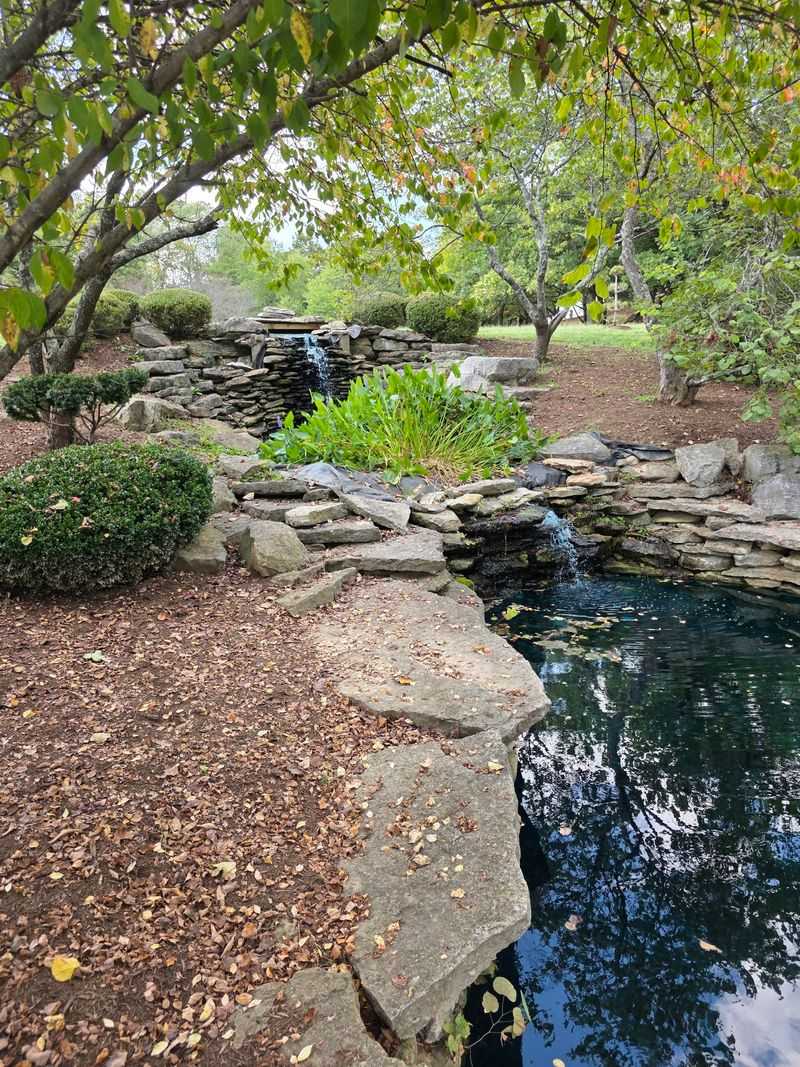 This Free Kentucky Japanese Garden Has Arched Bridges, Koi Ponds, And Peaceful Paths Waiting To Be Explored - Decor Hint Waterfalls That Borrow From Two Countries