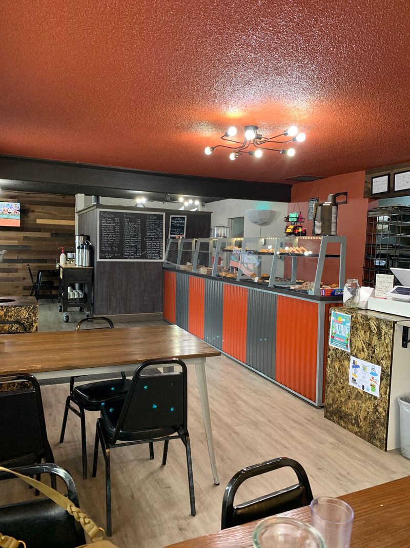 This Idaho Restaurant Makes The Kind Of Fresh Donuts Worth Driving Across Town For - Decor Hint Regulars Have Plenty Of Reasons To Return Beyond The Donut Case