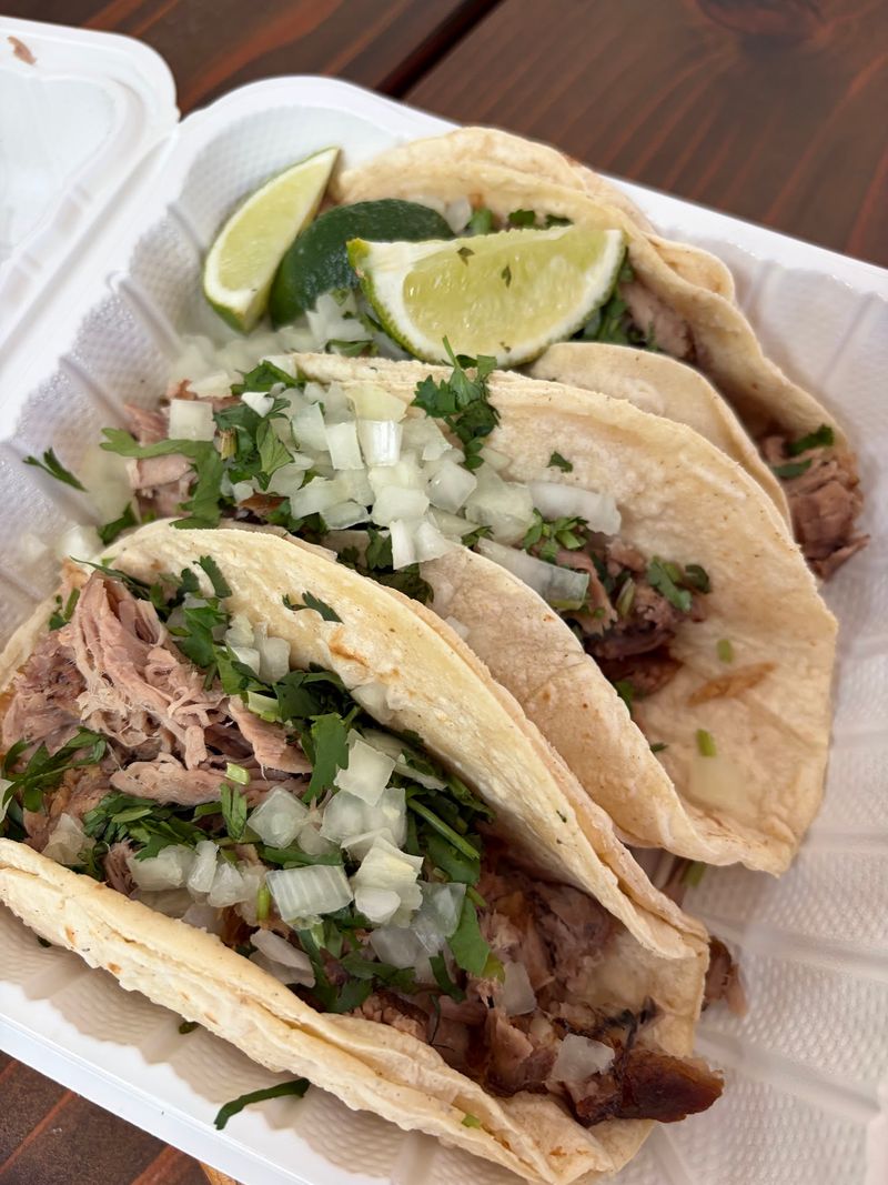 9 California Restaurants Where The Handmade Tortillas Are Almost Better Than What Goes Inside Them - Decor Hint Tortilleria El Molino: Super Tacos In Concord