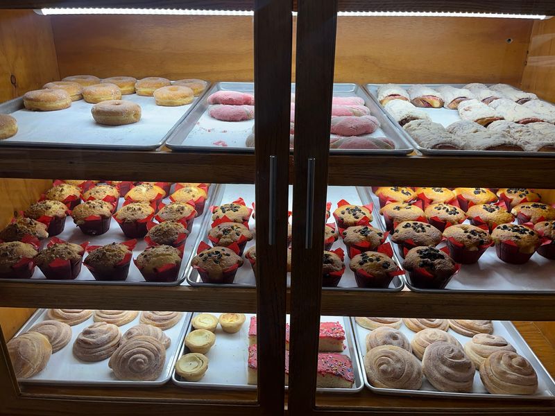 10 Mexican Bakeries In Georgia Filled With Pan Dulce, Conchas, And Churros - Decor Hint Panaderia Chihuahua, Dalton