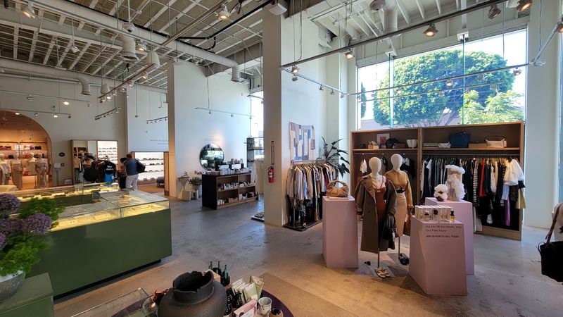 9 California Consignment Centers Where You Can Score Premium Brands For Cheap - Decor Hint The RealReal, West Hollywood