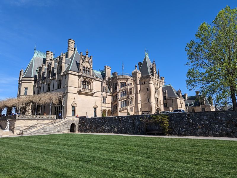 12 Western North Carolina Attractions Nearly Lost To Hurricane Helene That Are Finally Welcoming Visitors Again - Decor Hint Biltmore Estate