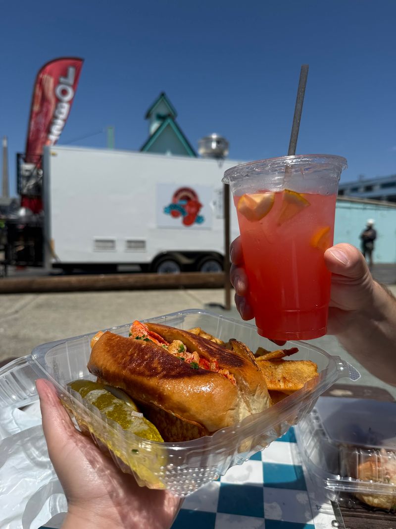 This Little California Seafood Spot Serves Warm Buttered Lobster Rolls Worth The Drive - Decor Hint You Can Get More Than Just Lobster Rolls