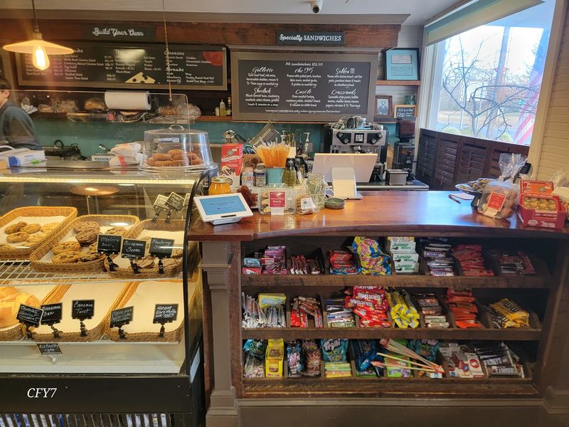 These 9 Connecticut Country Stores Make Homemade Food Worth The Road Trip In 2026 - Decor Hint Hadlyme Country Market, Hadlyme