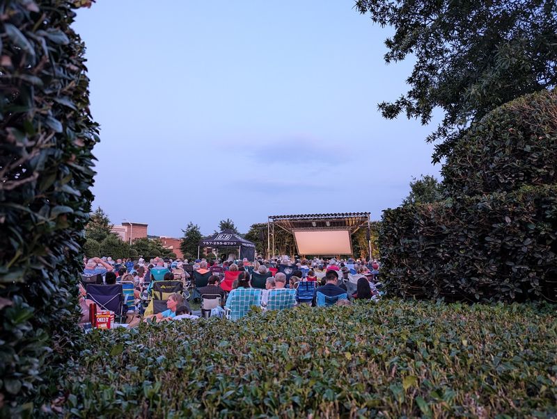 Make An Evening Of It With A Picnic On The Lawn