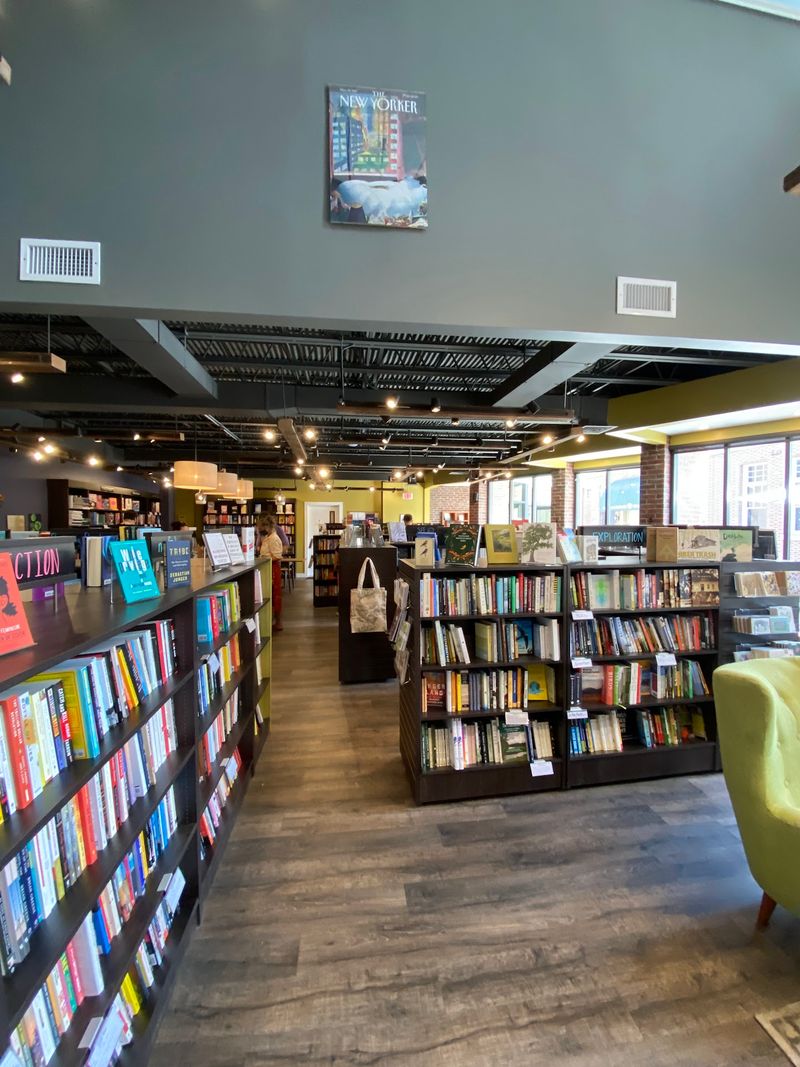 Still North Books & Bar, Hanover