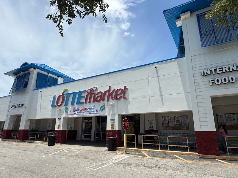 Lotte Plaza Market at Orlando in Orlando