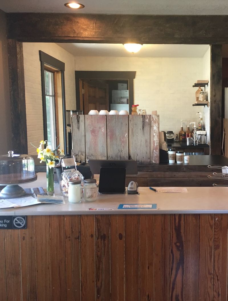 The Little Coffee Counter