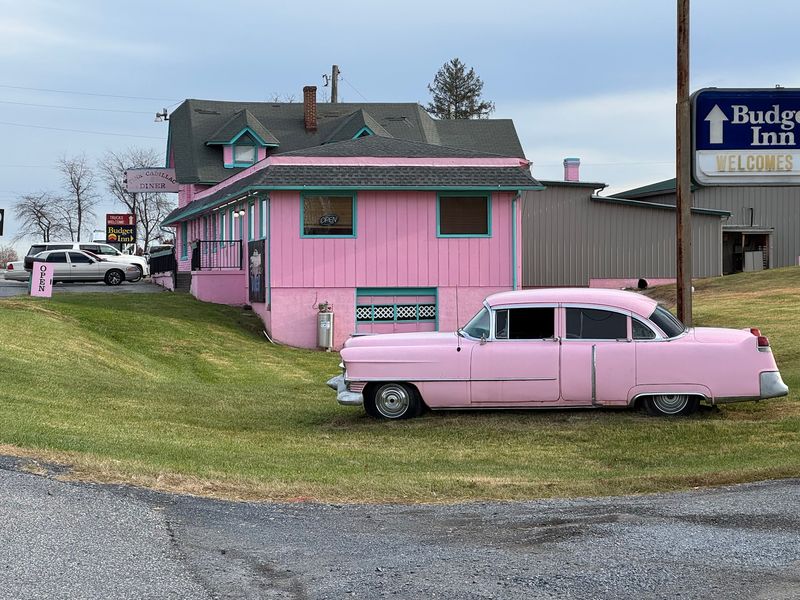 Locals Say This Tiny Virginia Diner Serves One Of The Finest Breakfasts Around - Decor Hint A Pink Building You Cannot Miss