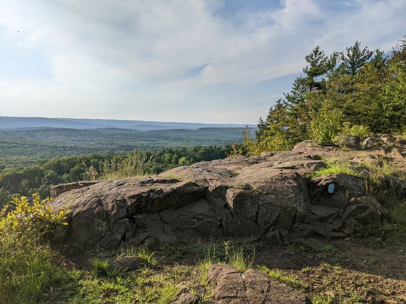 This 62-Mile Connecticut Trail Is The Ultimate Test For Serious Hikers - Decor Hint Traprock Ridges Carry The Trail Through Central Hills