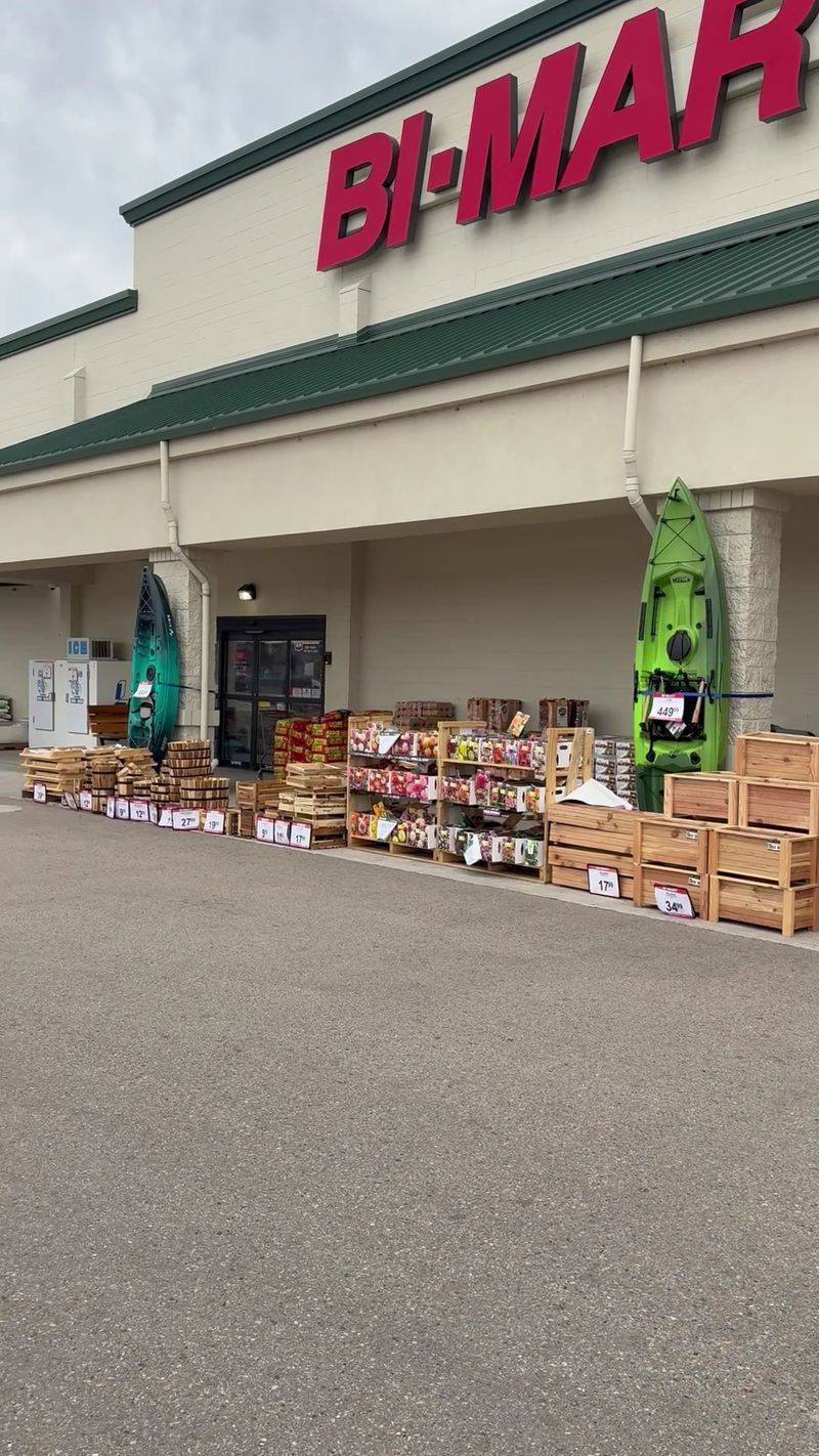 This Idaho Membership Discount Store Has Bargain Hunters Coming Back Again And Again - Decor Hint Online Ordering Makes It Easy To Check Local Inventory Before You Go