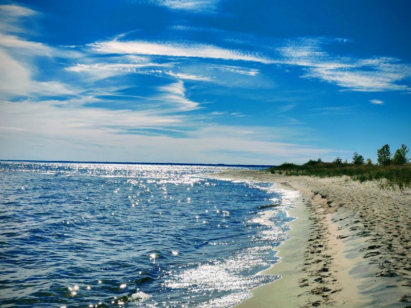 You Won’t Believe These 10 Incredible Natural Wonders Are Hiding In Michigan - Decor Hint Tawas Point State Park, East Tawas