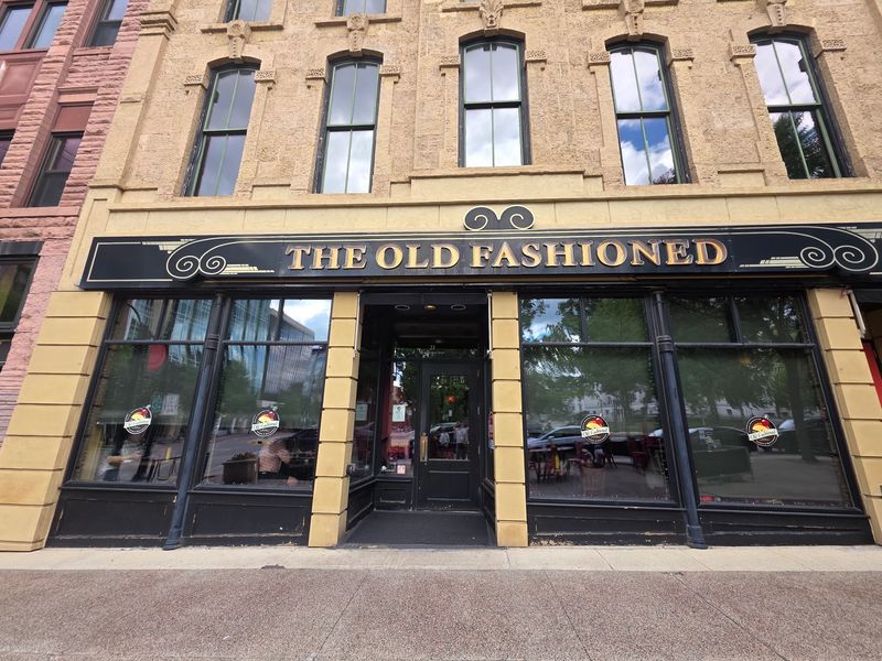 The Old Fashioned, Madison