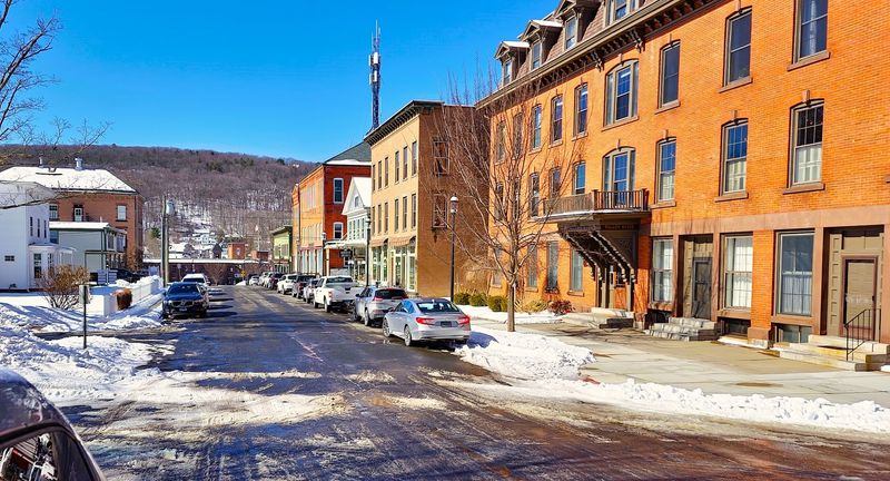 Main Street, Canton