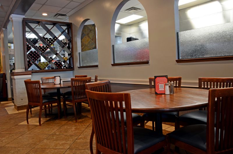 Delia's Pizzeria & Grill, Springfield
