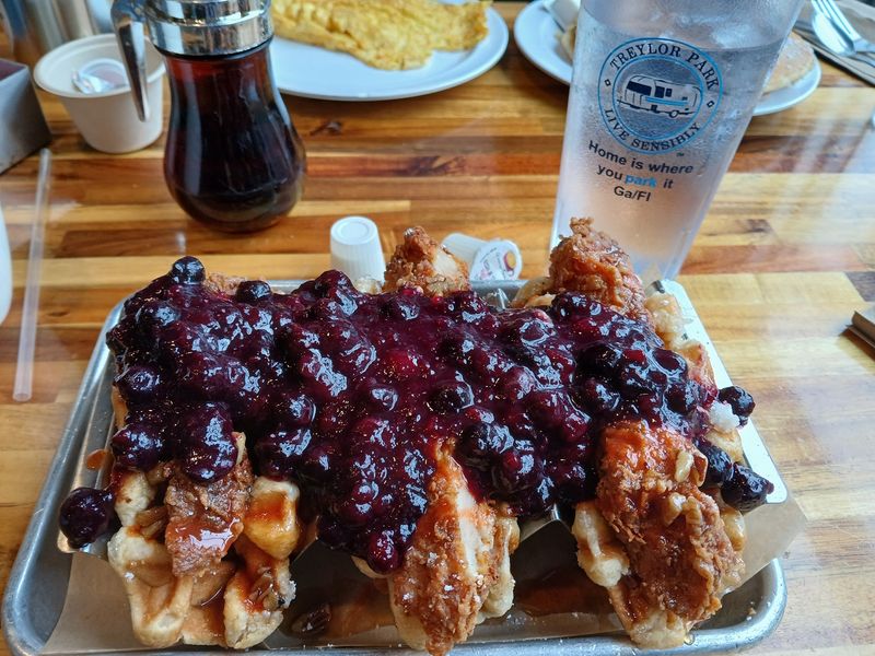 Treylor Park Double Wide Diner